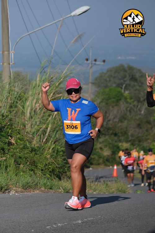 Race photo from Kelud Vertical Challenge 2024