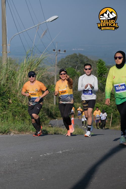 Race photo from Kelud Vertical Challenge 2024