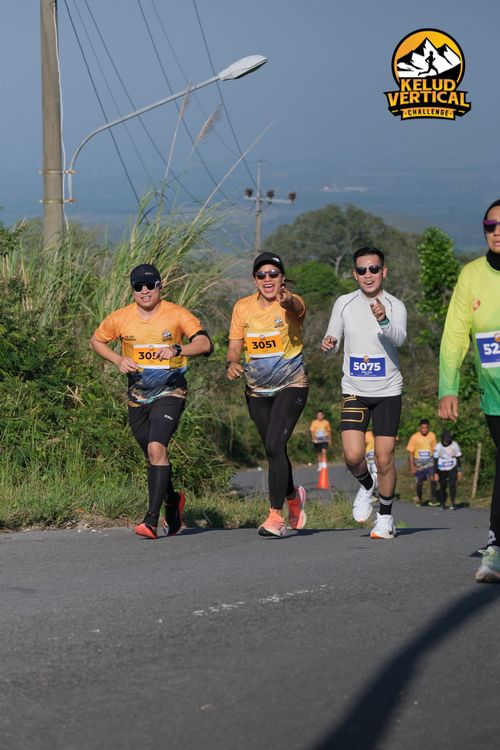 Race photo from Kelud Vertical Challenge 2024
