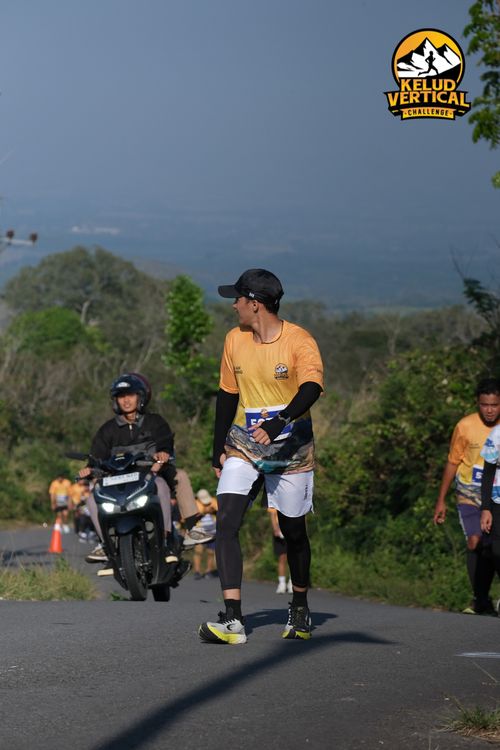 Race photo from Kelud Vertical Challenge 2024