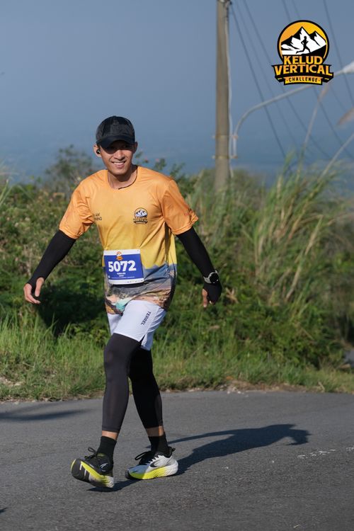 Race photo from Kelud Vertical Challenge 2024