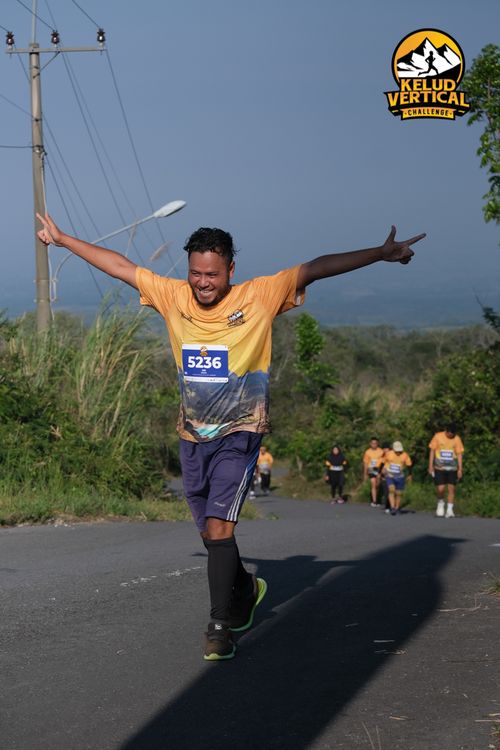 Race photo from Kelud Vertical Challenge 2024