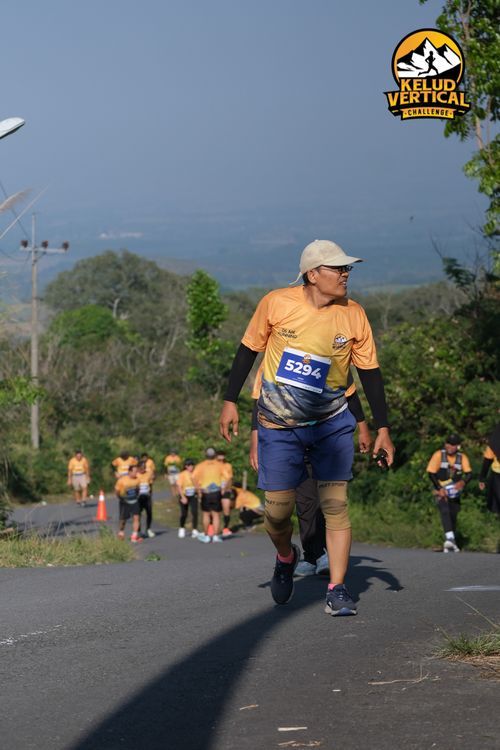 Race photo from Kelud Vertical Challenge 2024