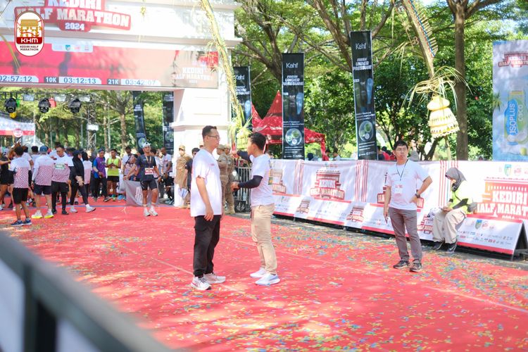 Race photo from Kediri Half Marathon 2024