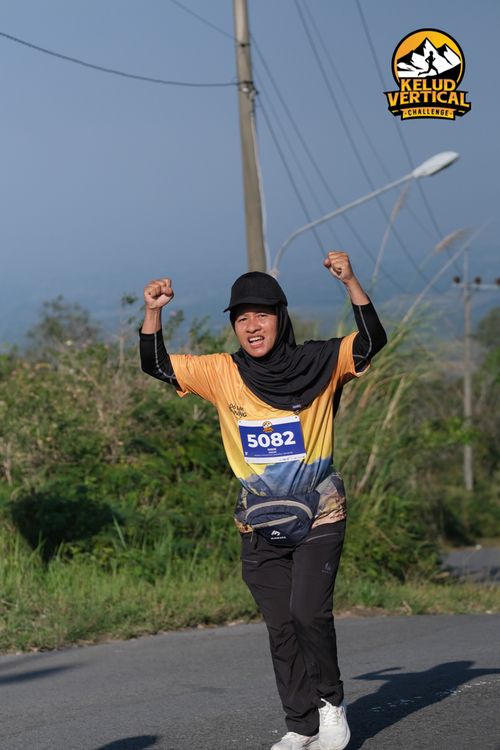 Race photo from Kelud Vertical Challenge 2024