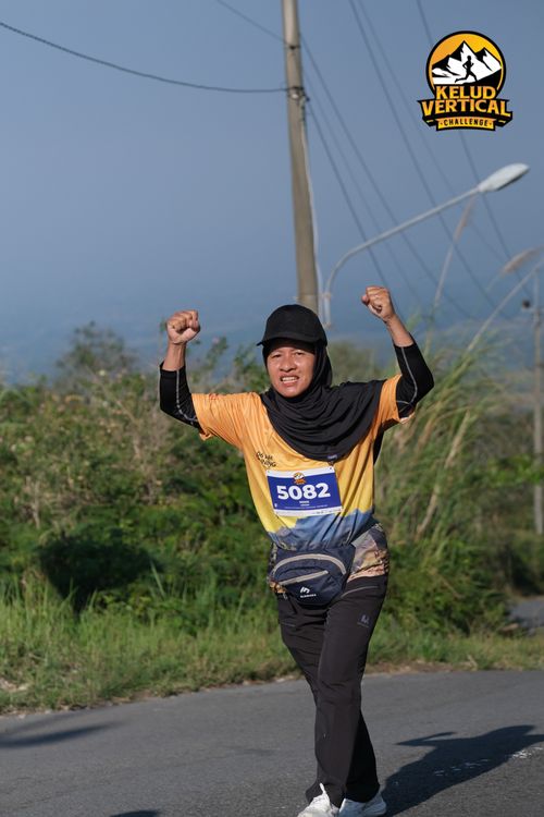 Race photo from Kelud Vertical Challenge 2024