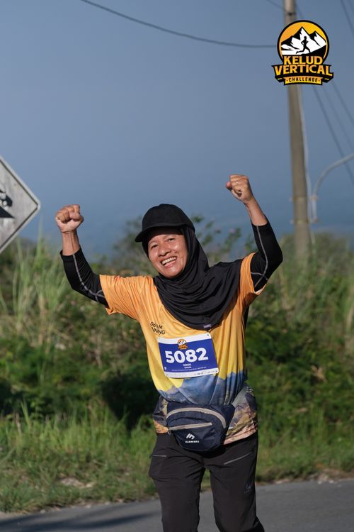 Race photo from Kelud Vertical Challenge 2024