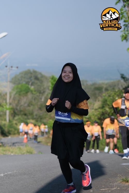 Race photo from Kelud Vertical Challenge 2024