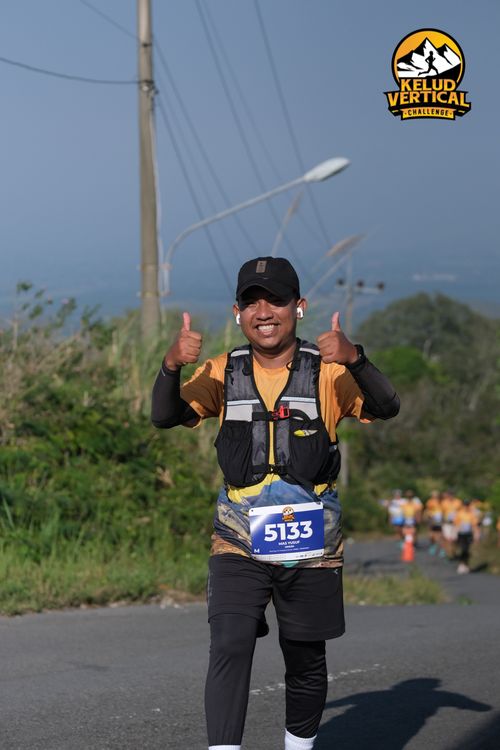 Race photo from Kelud Vertical Challenge 2024