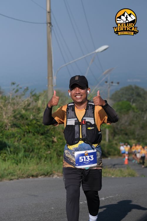 Race photo from Kelud Vertical Challenge 2024