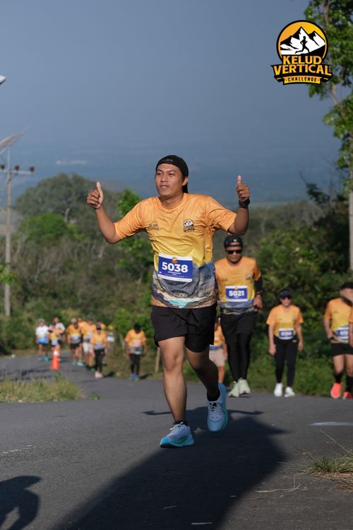 Race photo from Kelud Vertical Challenge 2024