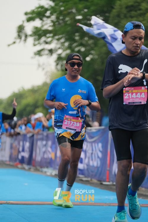 Race photo from Isoplus Run 2024 Surabaya