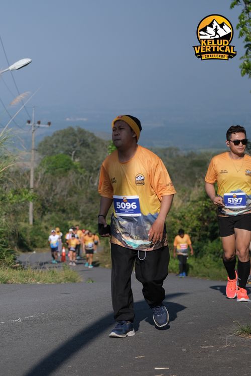 Race photo from Kelud Vertical Challenge 2024