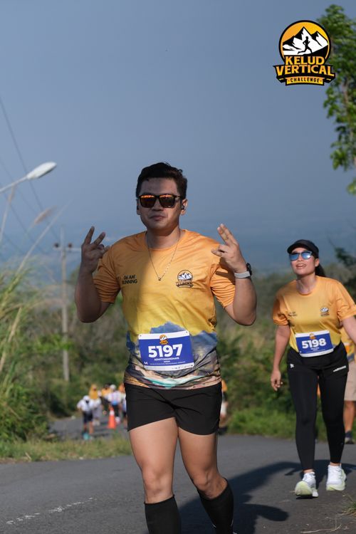 Race photo from Kelud Vertical Challenge 2024