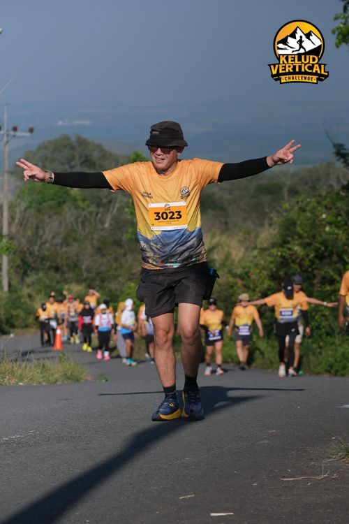 Race photo from Kelud Vertical Challenge 2024