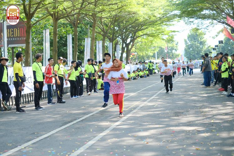 Race photo from Kediri Half Marathon 2024