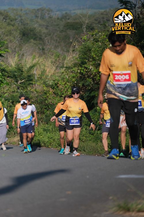 Race photo from Kelud Vertical Challenge 2024
