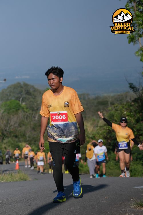 Race photo from Kelud Vertical Challenge 2024