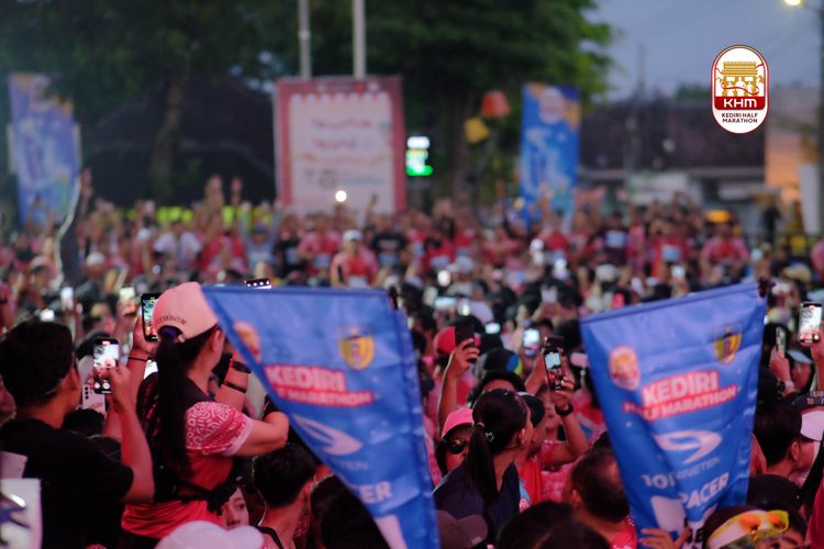 Race photo from Kediri Half Marathon 2025