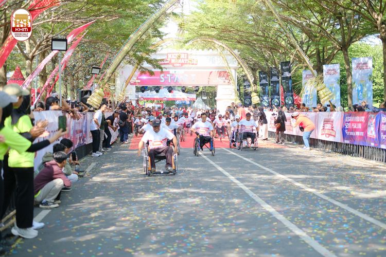Race photo from Kediri Half Marathon 2024