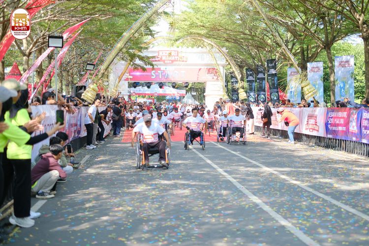Race photo from Kediri Half Marathon 2024
