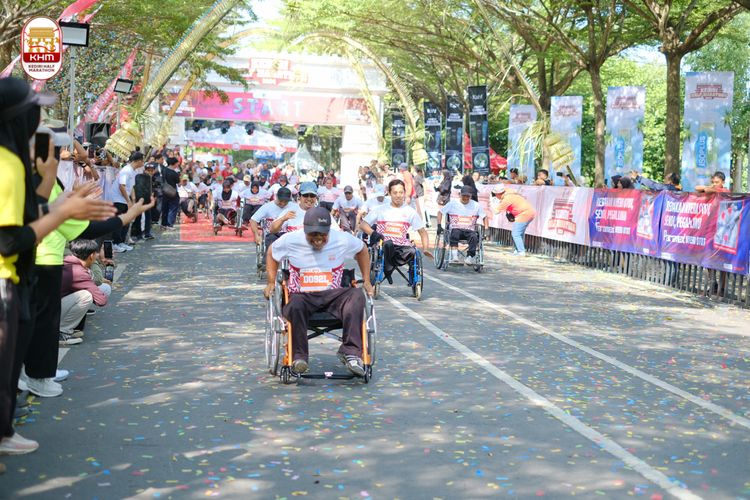 Race photo from Kediri Half Marathon 2024