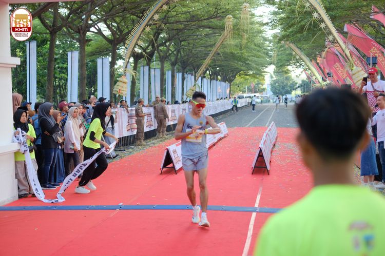 Race photo from Kediri Half Marathon 2024
