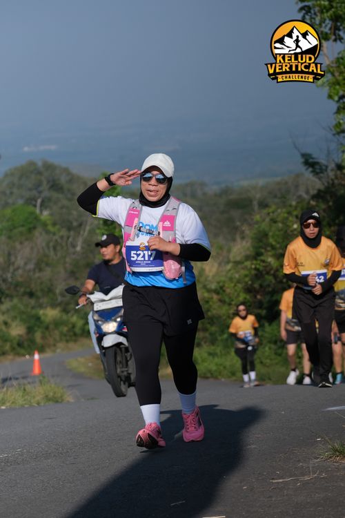 Race photo from Kelud Vertical Challenge 2024