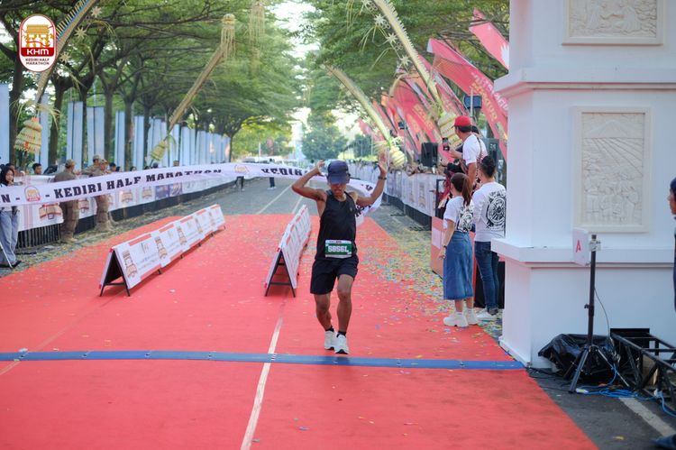 Race photo from Kediri Half Marathon 2024