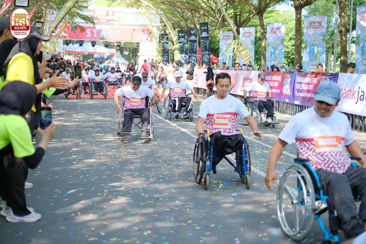 Race photo from Kediri Half Marathon 2024
