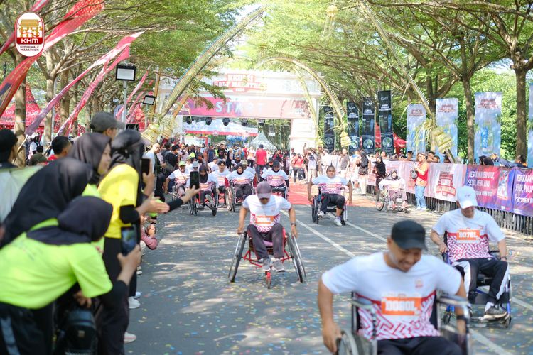 Race photo from Kediri Half Marathon 2024