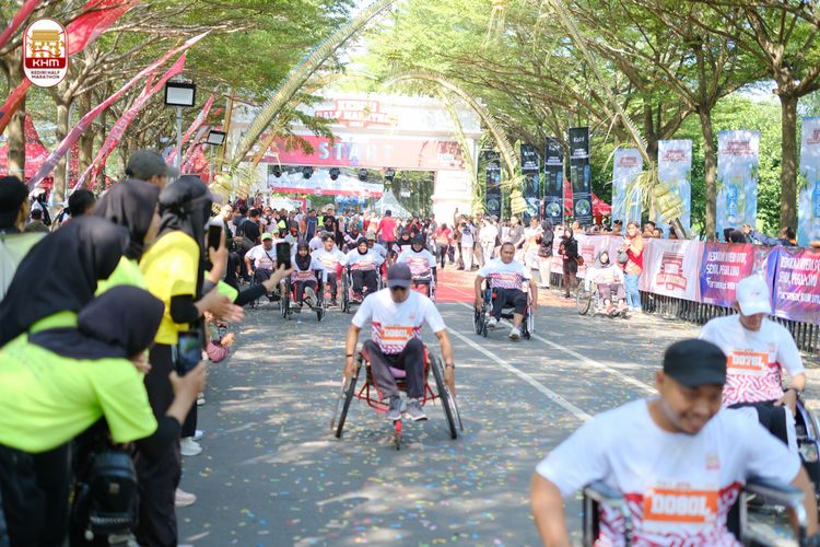 Race photo from Kediri Half Marathon 2024
