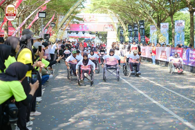 Race photo from Kediri Half Marathon 2024