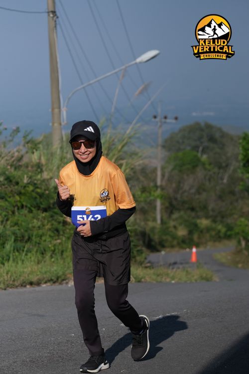 Race photo from Kelud Vertical Challenge 2024