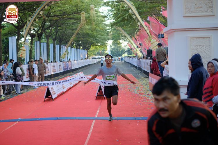 Race photo from Kediri Half Marathon 2024