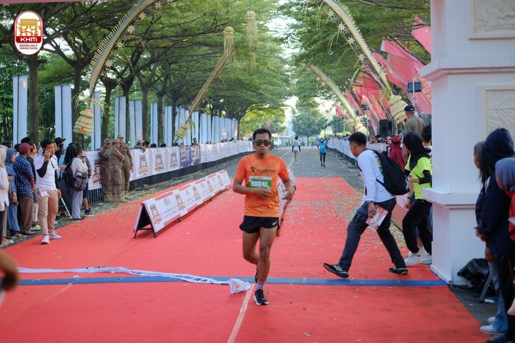 Race photo from Kediri Half Marathon 2024