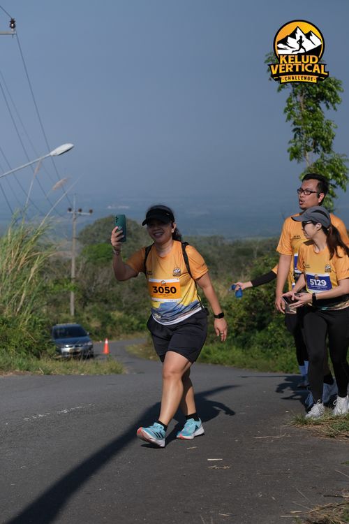 Race photo from Kelud Vertical Challenge 2024