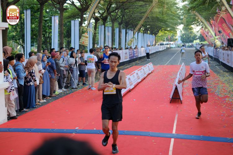 Race photo from Kediri Half Marathon 2024