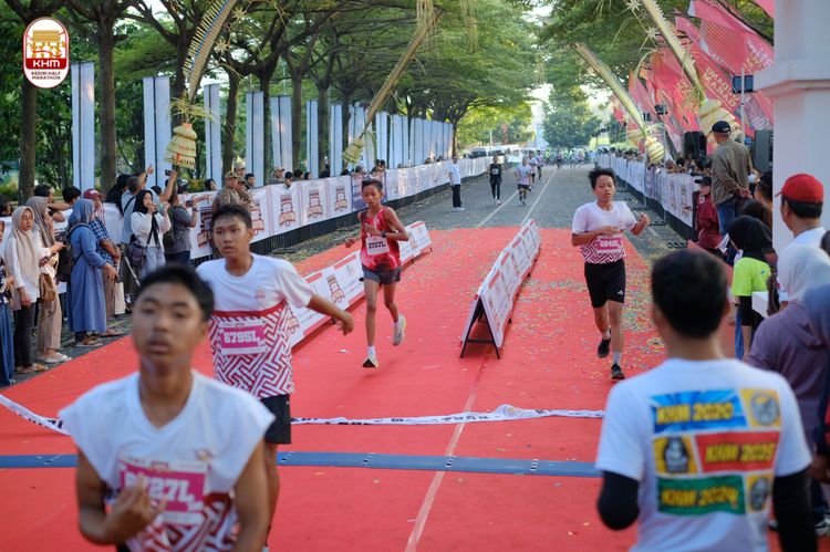 Race photo from Kediri Half Marathon 2024