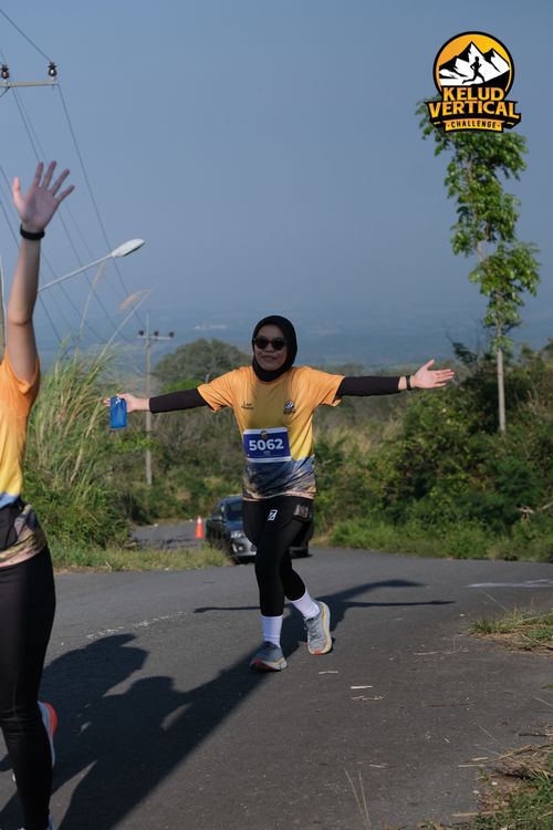 Race photo from Kelud Vertical Challenge 2024