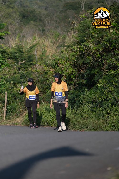 Race photo from Kelud Vertical Challenge 2024