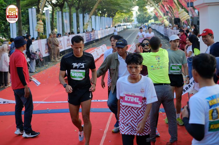Race photo from Kediri Half Marathon 2024