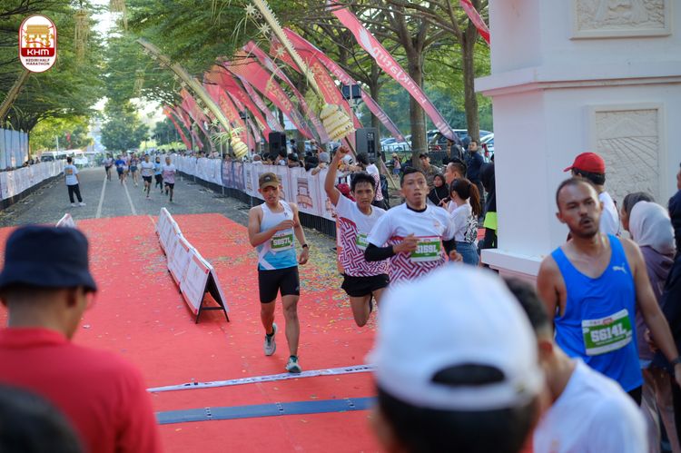 Race photo from Kediri Half Marathon 2024