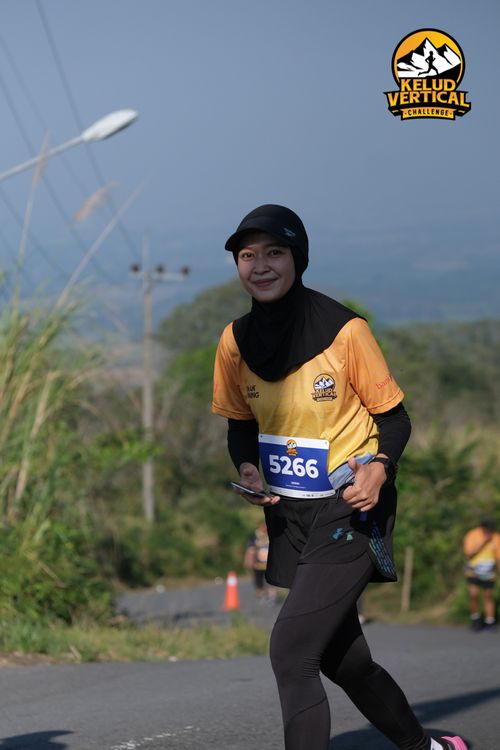 Race photo from Kelud Vertical Challenge 2024