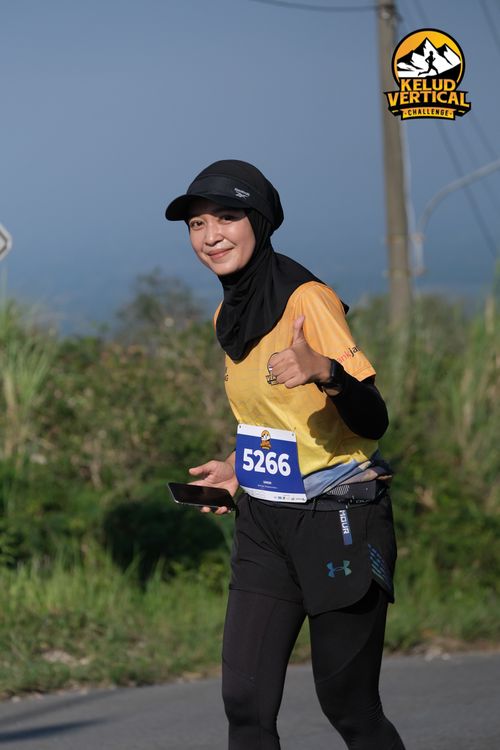 Race photo from Kelud Vertical Challenge 2024