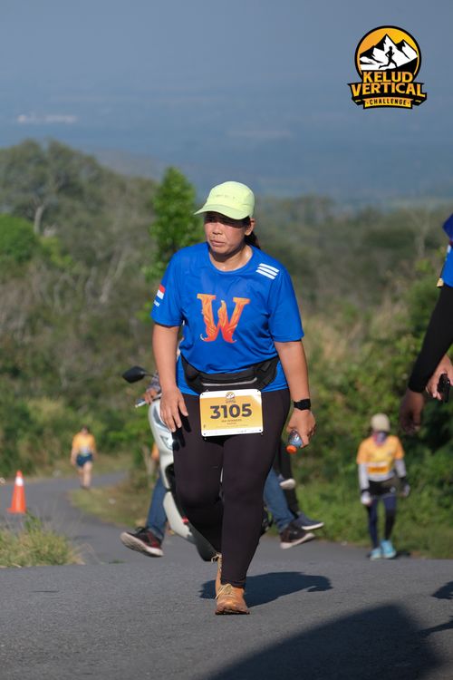 Race photo from Kelud Vertical Challenge 2024