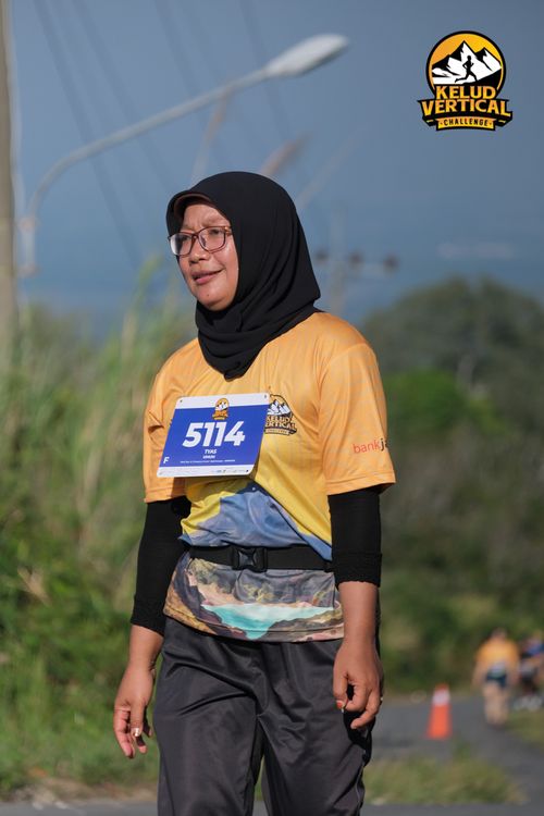 Race photo from Kelud Vertical Challenge 2024