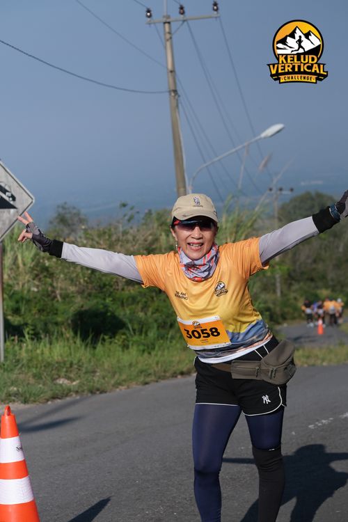 Race photo from Kelud Vertical Challenge 2024