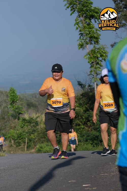 Race photo from Kelud Vertical Challenge 2024