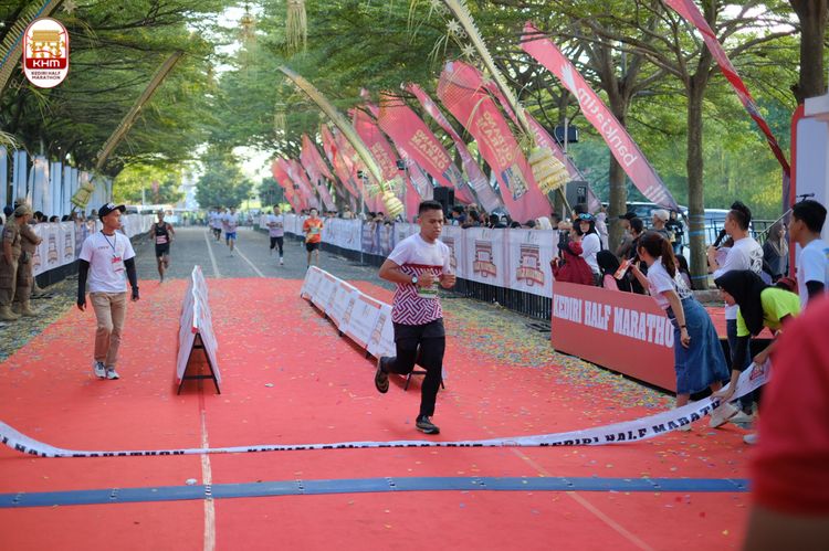 Race photo from Kediri Half Marathon 2024